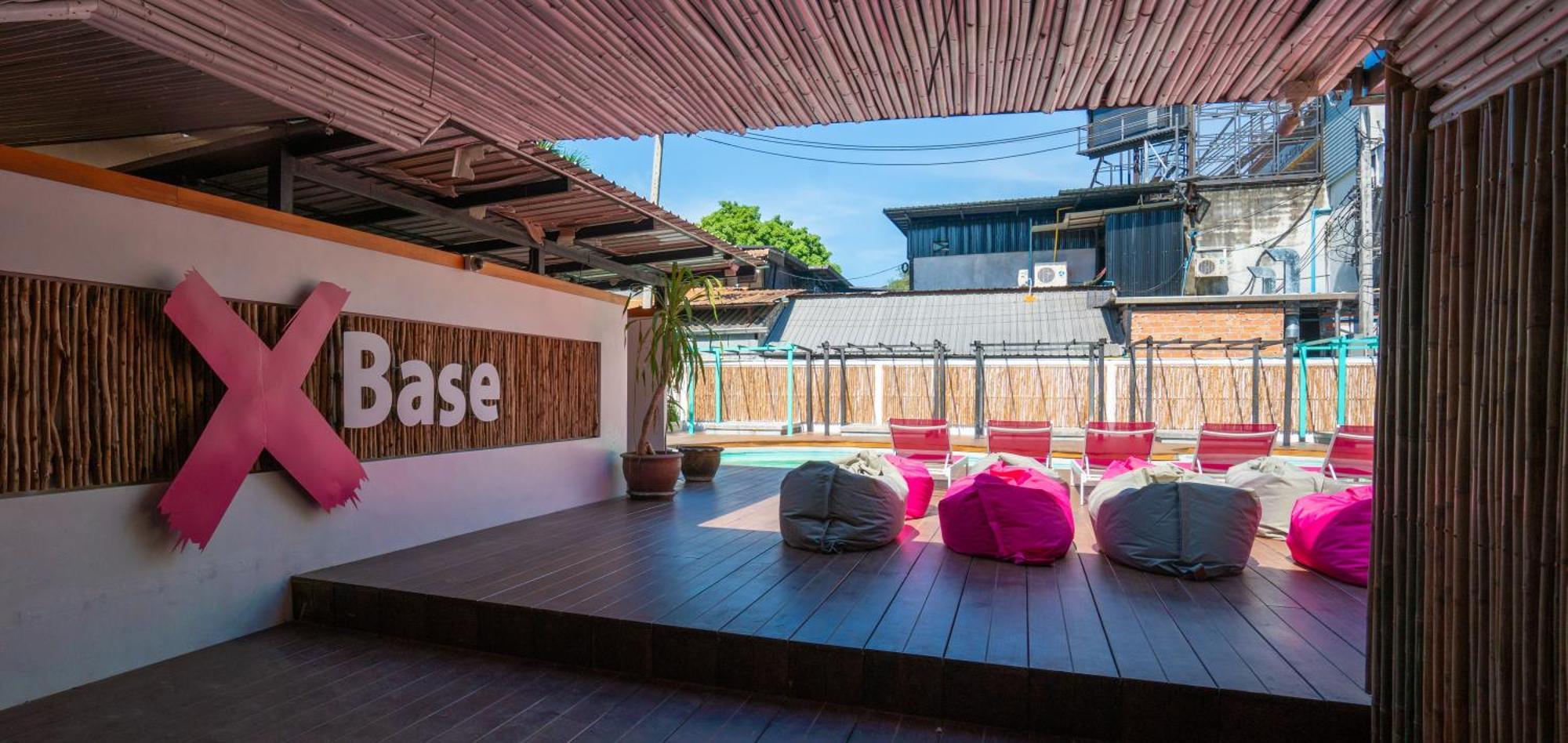 Base Party Hostel Ao Nang Екстер'єр фото